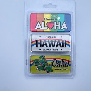 Hawaii Aloha Souvenir Magnet Set Honolulu Oahu Rainbow License Plate Style NEW
